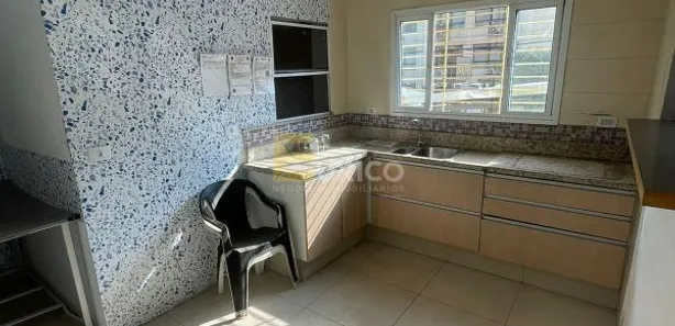 Prédio Inteiro para alugar, 87m² no Vila Embaré, Valinhos