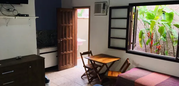 Hotel / Motel / Pousada com 8 Quartos à venda, 180m² no Boiçucanga, São Sebastião