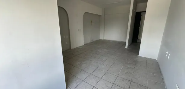 Conjunto Comercial / Sala para venda ou aluguel, 30m² no Pina, Recife