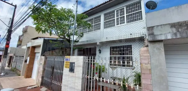 Casa com 6 Quartos para venda ou aluguel, 234m² no Santo Antônio, Aracaju