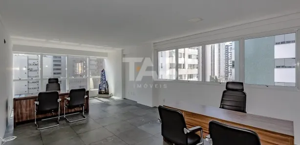 Loja / Salão / Ponto Comercial à venda, 133m² no Pioneiros, Balneário Camboriú
