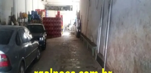 Galpão / Depósito / Armazém para alugar, 300m² no Coelho da Rocha, São João de Meriti