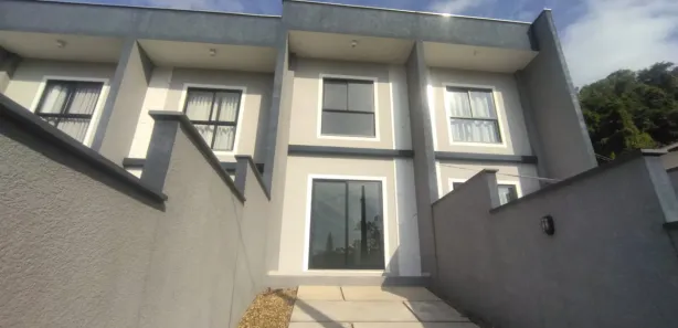 Sobrado com 2 Quartos para alugar, 88m² no Água Verde, Jaraguá do Sul