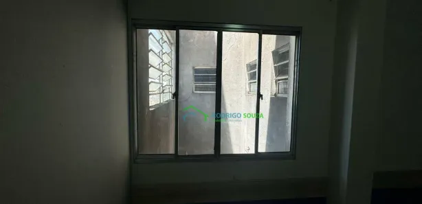 Conjunto Comercial / Sala para alugar, 24m² no Centro, Carapicuíba