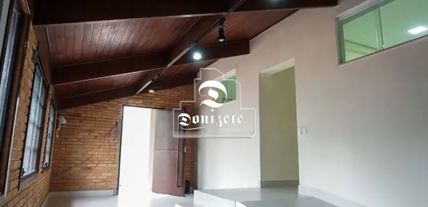 Prédio Inteiro com 8 Quartos para venda ou aluguel, 240m² no Centro, Santo André