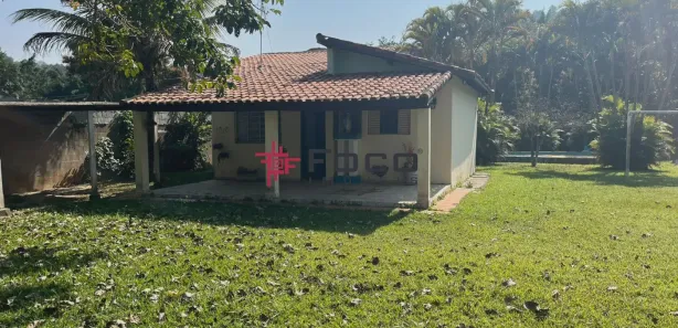 Fazenda / Sítio / Chácara com 3 Quartos à venda, 150m² no Freguesia da Escada, Guararema