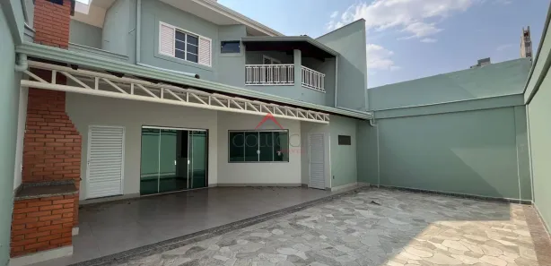 Sobrado com 3 Quartos para alugar, 250m² no Jardim Nova Yorque, Araçatuba