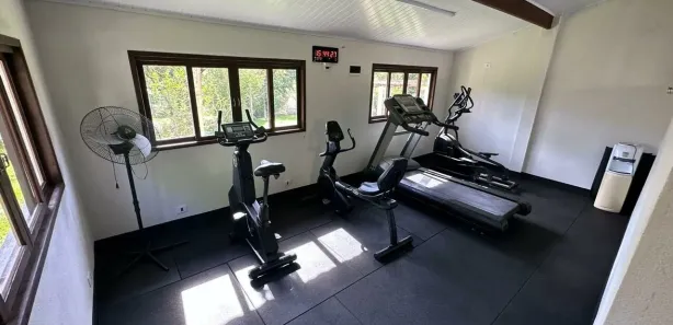 Fazenda / Sítio / Chácara com 4 Quartos à venda, 36000m² no Centro, Mogi das Cruzes