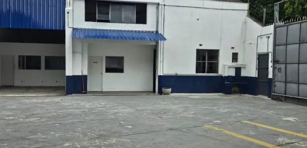 Galpão / Depósito / Armazém para alugar, 1000m² no Presidente Altino, Osasco