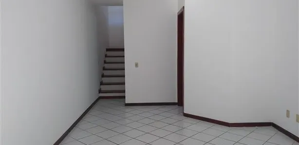 Casa de Condomínio com 2 Quartos para venda ou aluguel, 85m² no Itaipu, Niterói