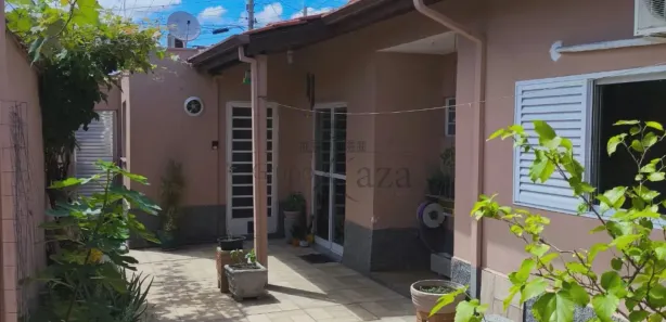 Casa com 3 Quartos à venda, 135m² no Jardim Santa Maria, Jacareí