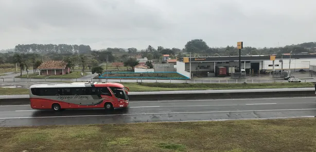 Galpão / Depósito / Armazém à venda, 1247m² no Triângulo, Pindamonhangaba