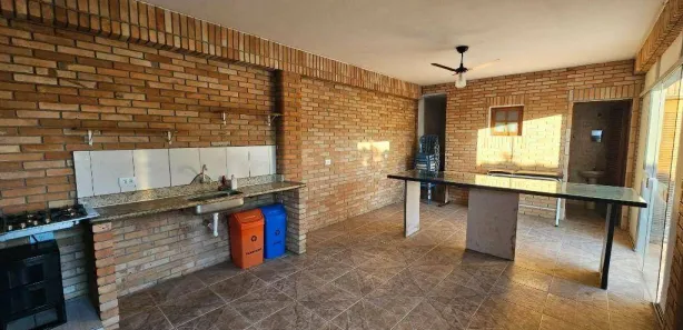 Casa com 1 Quarto à venda, 120m² no Brasil, Itu