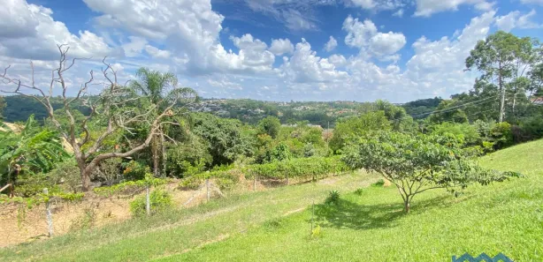Fazenda / Sítio / Chácara com 4 Quartos à venda, 4900m² no , Mairinque