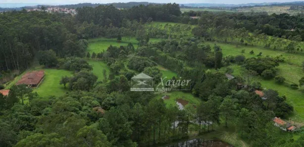 Fazenda / Sítio / Chácara com 4 Quartos à venda, 600m² no Sebandilha, Mairinque