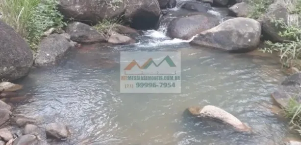 Fazenda / Sítio / Chácara com 2 Quartos à venda, 5100m² no , Rio Bonito