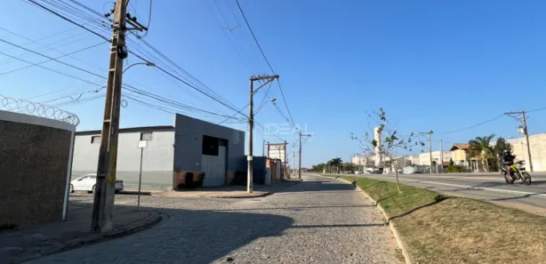 Galpão / Depósito / Armazém para venda ou aluguel, 3200m² no Parque Jóquei Club, Campos dos Goytacazes