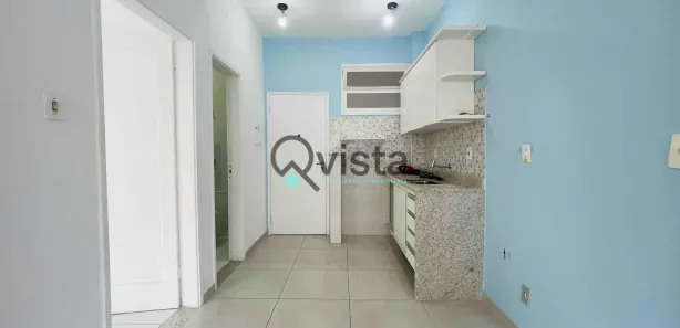 Kitnet com 1 Quarto para alugar, 35m² no Pitangueiras, Guarujá