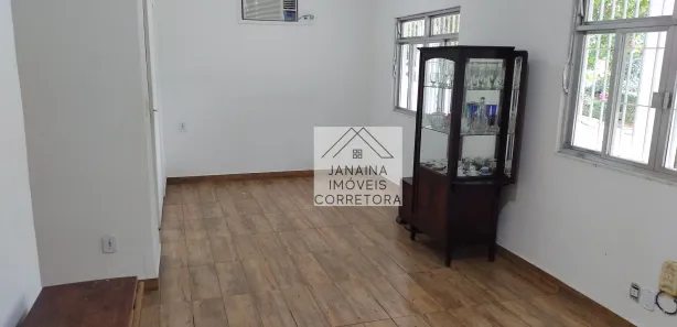 Fazenda / Sítio / Chácara com 3 Quartos à venda, 218m² no Limoeiro, Guapimirim