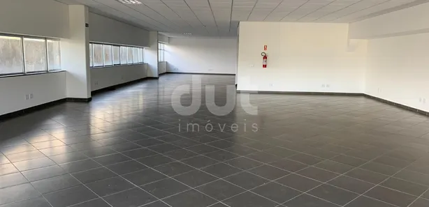 Loja / Salão / Ponto Comercial para alugar, 331m² no Distrito Industrial Alfredo Relo, Itatiba