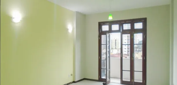 Apartamento com 3 Quartos para alugar, 130m² no Batista Campos, Belém