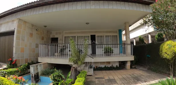 Casa Comercial com 4 Quartos à venda, 250m² no Centro, Campos dos Goytacazes