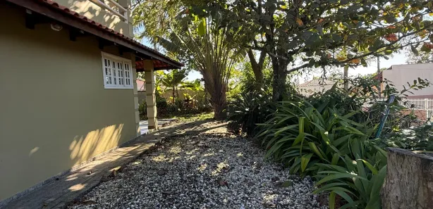 Sobrado com 3 Quartos para venda ou aluguel, 100m² no Centro, Penha