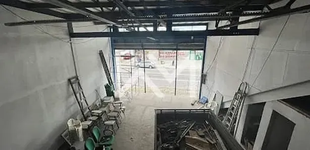 Loja / Salão / Ponto Comercial à venda, 250m² no Cocaia, Guarulhos
