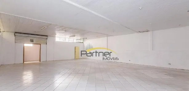 Prédio Inteiro à venda, 500m² no Boqueirão, Curitiba