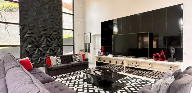 Casa de Condomínio com 3 Quartos para venda ou aluguel, 460m² no Nova Higienópolis, Jandira