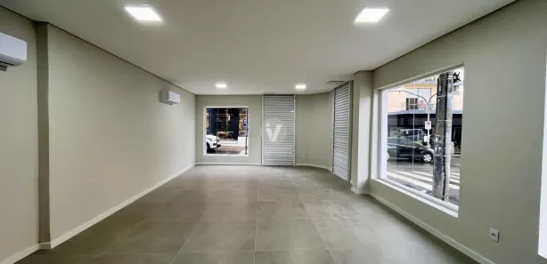 Prédio Inteiro com 4 Quartos para venda ou aluguel, 269m² no Centro, Santa Maria