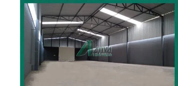 Galpão / Depósito / Armazém à venda, 540m² no Boa Esperança, Santa Luzia