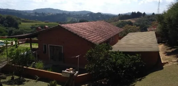 Fazenda / Sítio / Chácara com 5 Quartos à venda, 250m² no , Mairinque