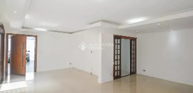 Casa com 3 Quartos para alugar, 373m² no Parque Terra Nova, São Bernardo do Campo