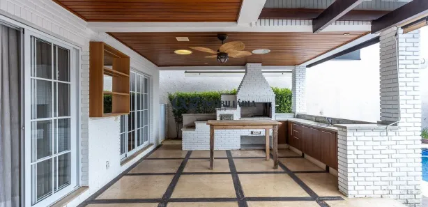 Sobrado com 6 Quartos para venda ou aluguel, 480m² no Tamboré, Santana de Parnaíba