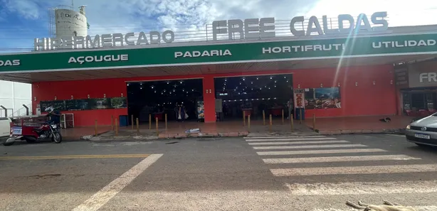Galpão / Depósito / Armazém à venda, 840m² no Do Turista 2ª Etapa, Caldas Novas
