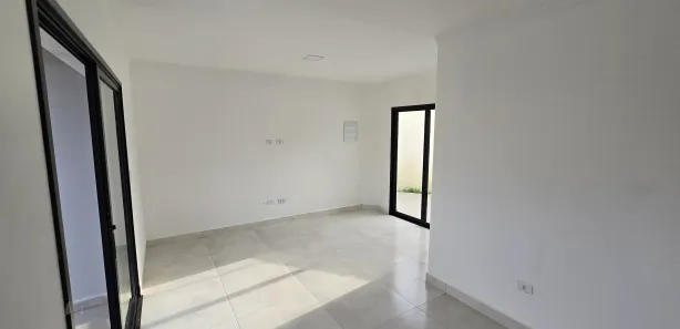 Sobrado com 2 Quartos para alugar, 140m² no Praia dos Sonhos, Itanhaém
