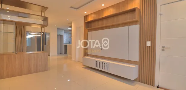 Casa de Condomínio com 3 Quartos para alugar, 149m² no Santo Inácio, Curitiba