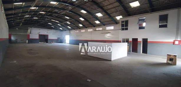 Galpão / Depósito / Armazém à venda, 800m² no São João, Itajaí