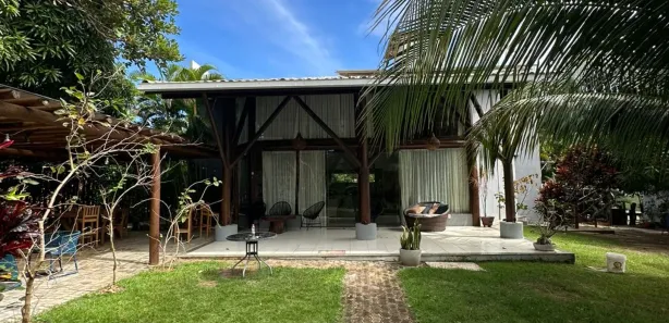 Casa de Condomínio com 4 Quartos para venda ou aluguel, 1300m² no Busca Vida (Abrantes), Camaçari