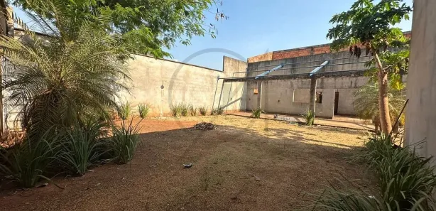 Casa com 4 Quartos à venda, 350m² no Setor Central, Porto Nacional