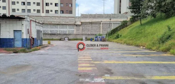Galpão / Depósito / Armazém para venda ou aluguel, 8190m² no Centro, Votorantim
