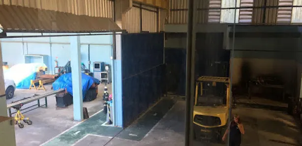 Galpão / Depósito / Armazém à venda, 900m² no Imboassica, Macaé