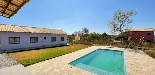 Fazenda / Sítio / Chácara com 4 Quartos à venda, 1000m² no , Esmeraldas