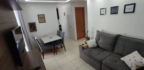 Apartamento com 2 Quartos à venda, 45m² no Chácaras Reunidas Santa Terezinha, Contagem