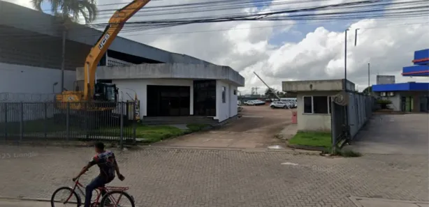 Galpão / Depósito / Armazém para alugar, 1200m² no Coqueiro, Ananindeua