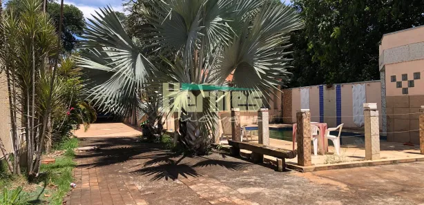 Fazenda / Sítio / Chácara com 2 Quartos para alugar, 360m² no Bonfim, Paulínia