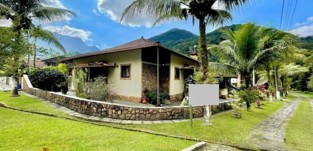 Casa de Condomínio com 4 Quartos à venda, 342m² no Limoeiro, Guapimirim