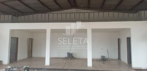 Galpão / Depósito / Armazém para alugar, 460m² no Centro, Cafelândia