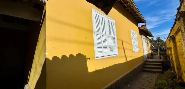 Casa com 3 Quartos para alugar, 120m² no Castelanea, Petrópolis